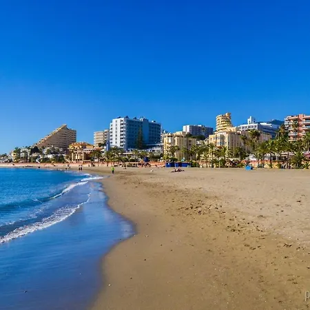 Apartamento Lomas De Mena 15 - ático Con Vistas Al Mar - Barbacoa Y Piscina- Parking Gratis