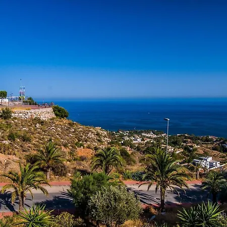 Apartamento Lomas De Mena 15 - ático Con Vistas Al Mar - Barbacoa Y Piscina- Parking Gratis